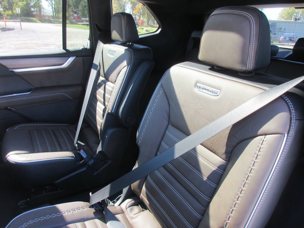 New 2026 GMC Acadia Denali Ultimate image 14