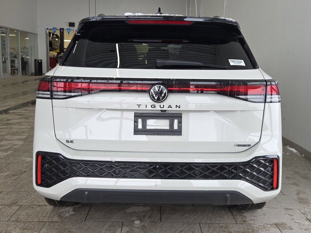 New 2026 Volkswagen Tiguan SE R-Line image 7