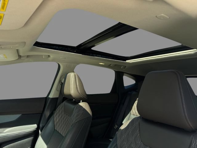Certified 2025 Nissan Murano Platinum w/ Cargo Package AWD/4WD image 18