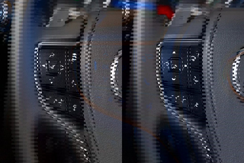 New 2025 Lexus ES 350 image 21