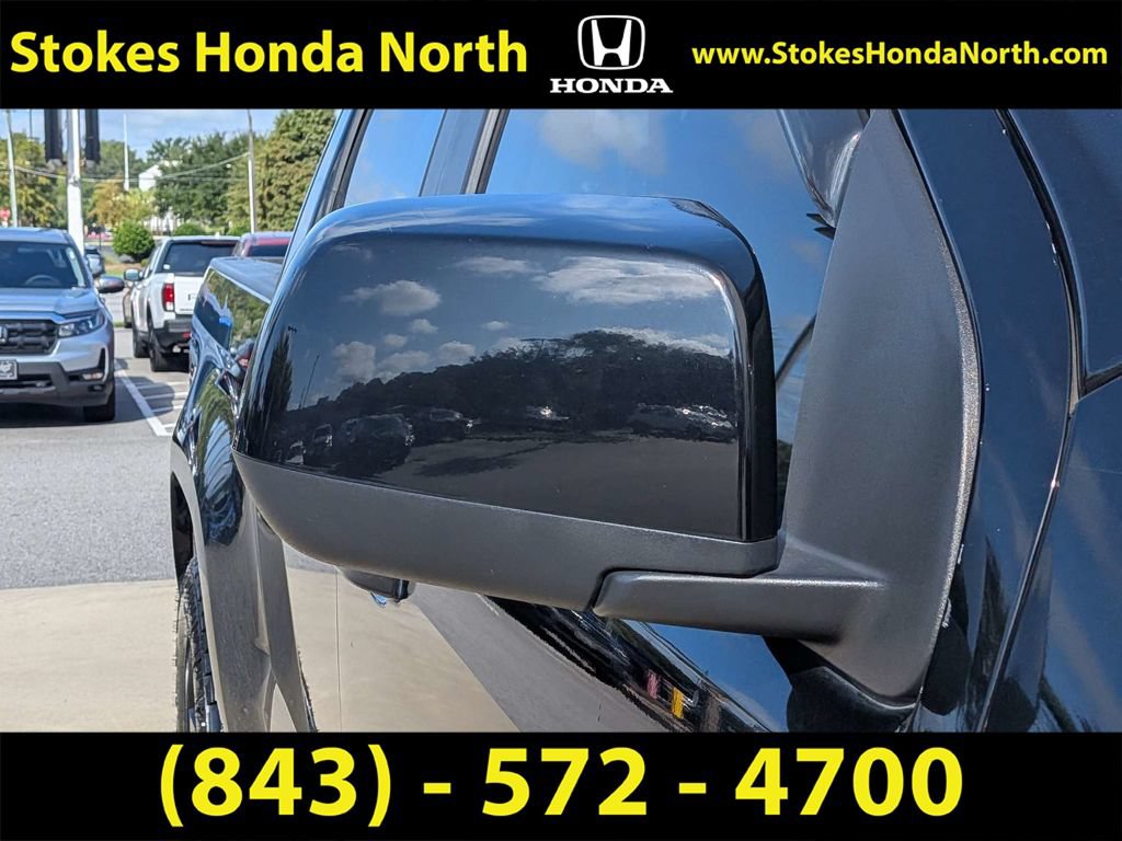 Used 2016 Chevrolet Colorado LT w/ Midnight Edition AWD/4WD image 14