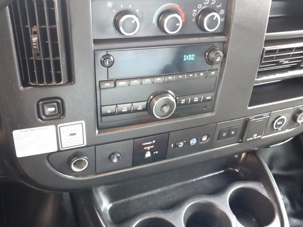 Used 2019 GMC Savana 3500 Extended w/ Driver Convenience Package image 16