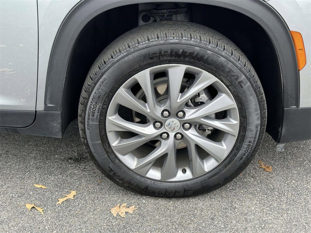 Certified 2025 Buick Enclave Preferred image 26