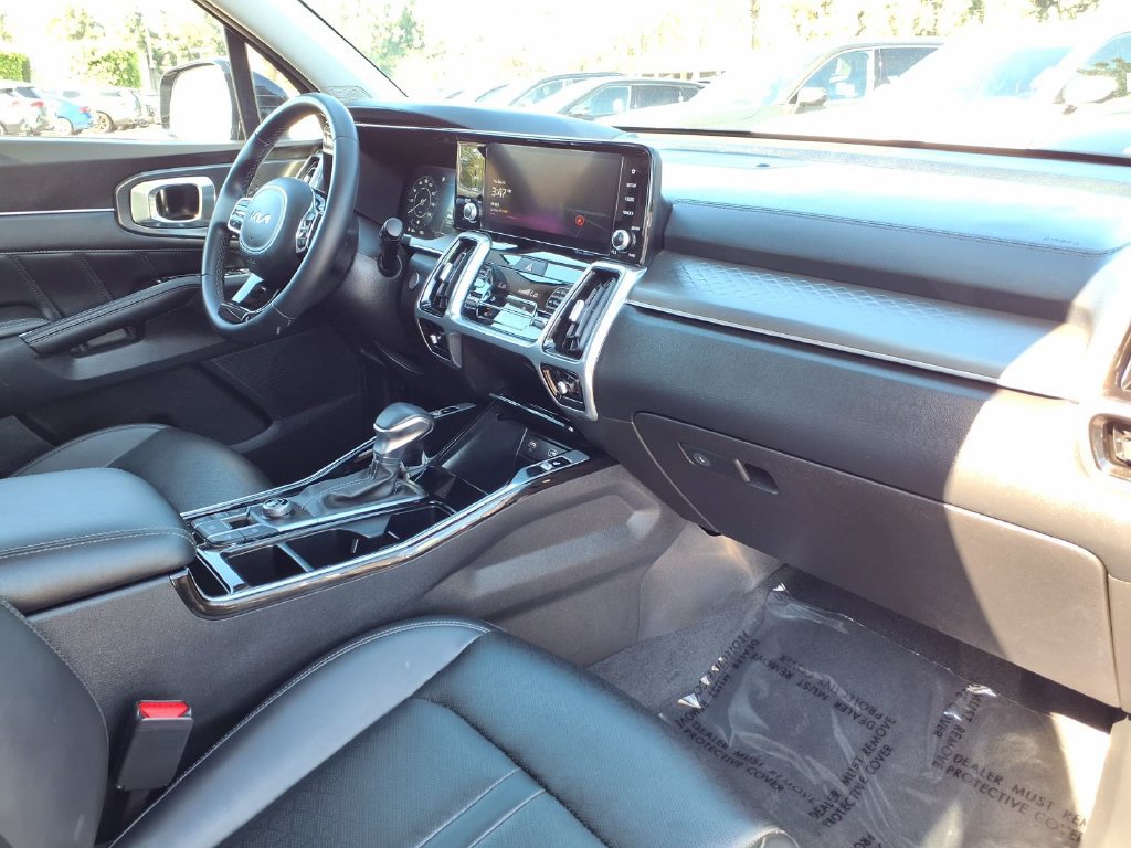 Certified 2023 Kia Sorento SX FWD image 24