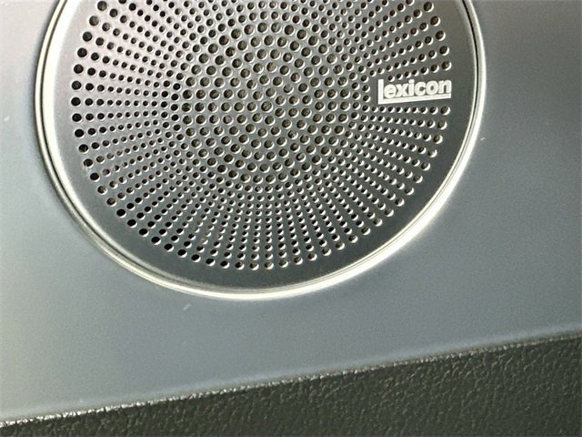 Used 2023 Genesis G70 2.0T w/ Sport Prestige Package image 19