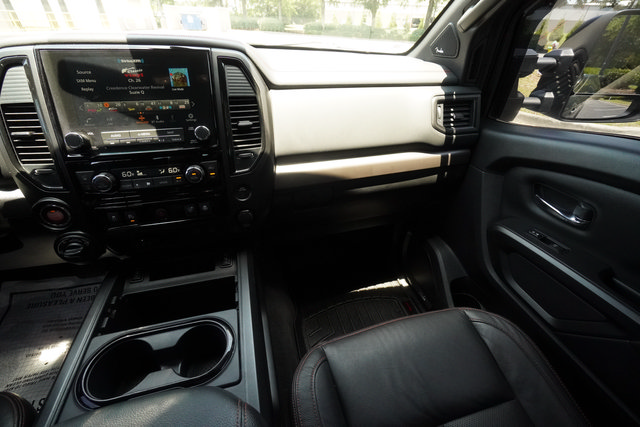 Used 2021 Nissan Titan PRO-4X w/ Pro-4x Convenience Package AWD/4WD image 28