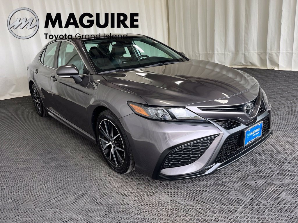 Used 2023 Toyota Camry SE AWD/4WD image 32