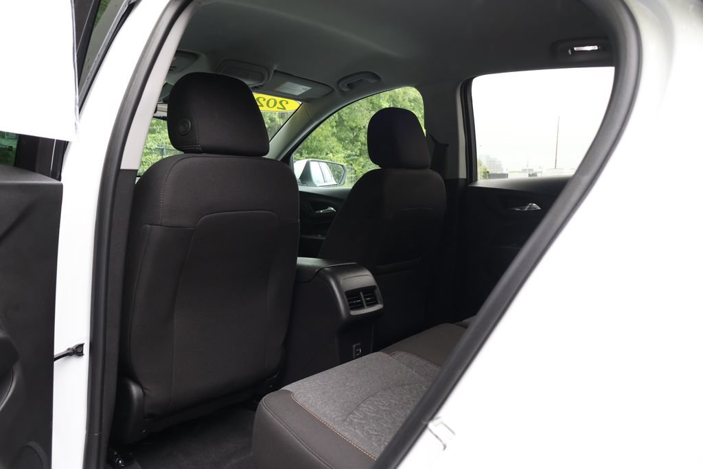 Certified 2023 Chevrolet Equinox LT FWD image 46