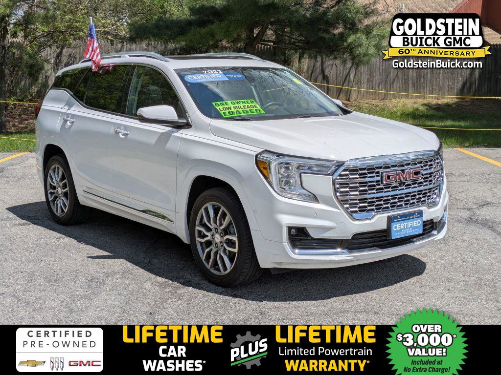 Certified 2022 GMC Terrain Denali w/ Denali Premium Package AWD/4WD image 1