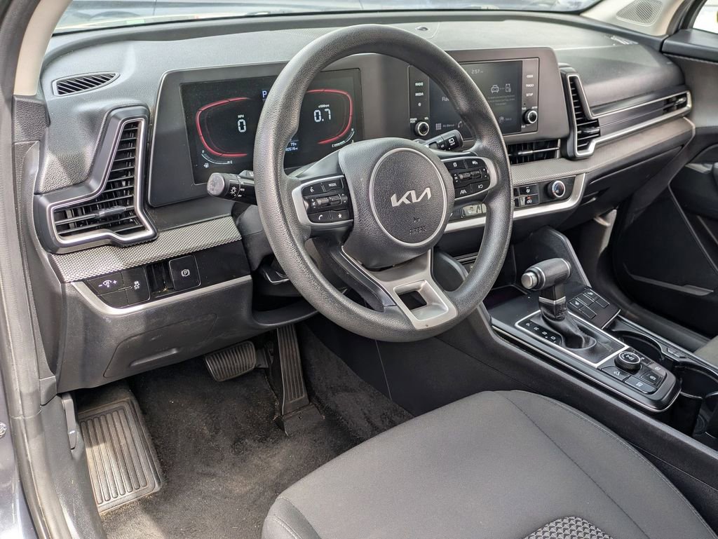 Used 2023 Kia Sportage LX image 14
