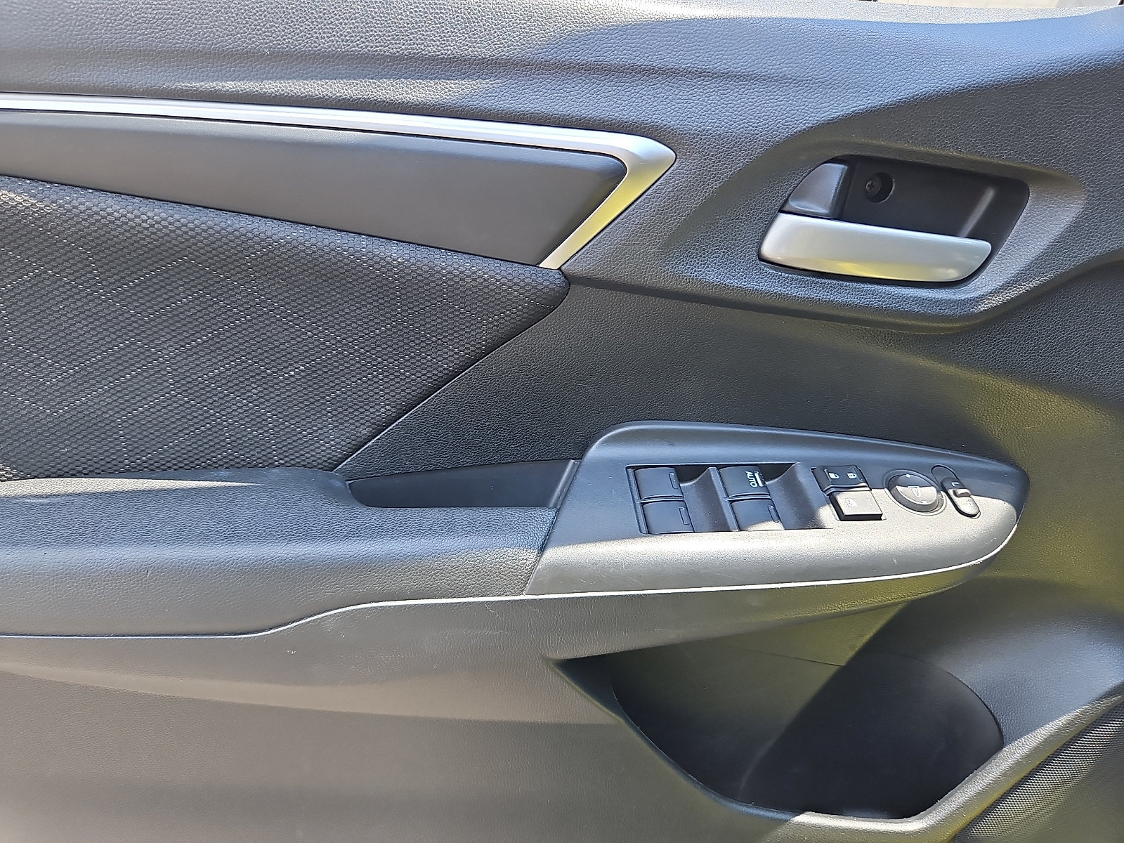 Used 2015 Honda Fit EX image 12