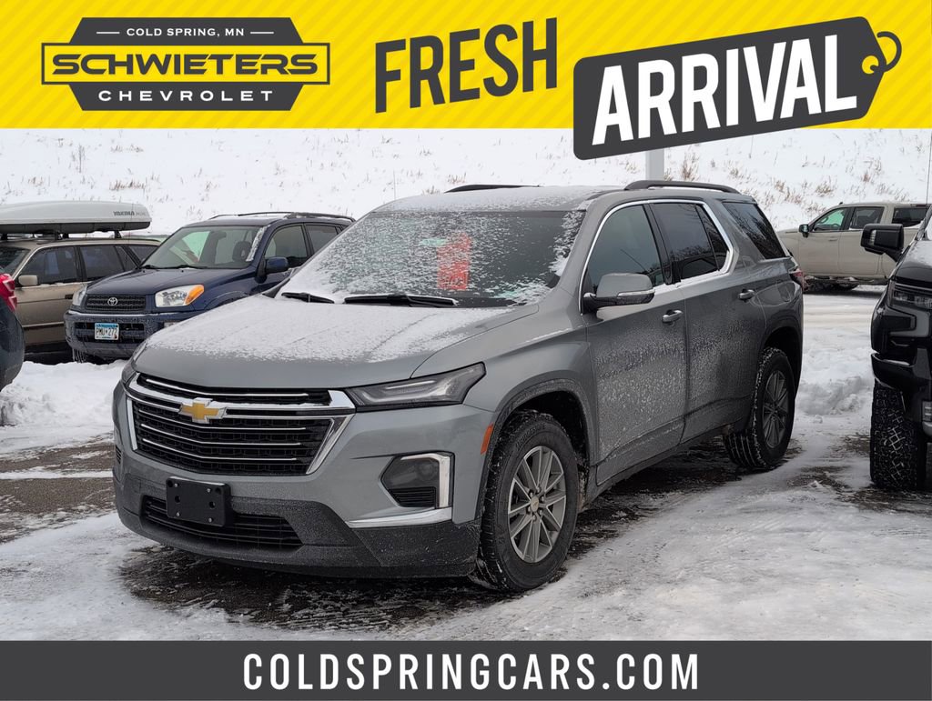 Used 2023 Chevrolet Traverse LT image 1