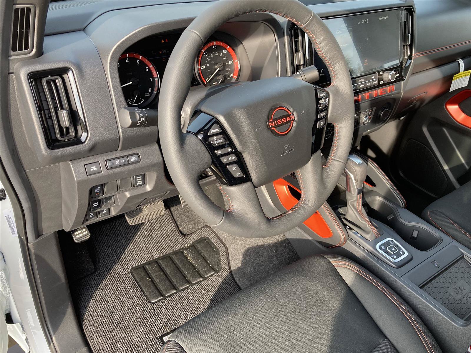 New 2026 Nissan Frontier PRO-4X w/ Pro-4x Convenience Package AWD/4WD image 10