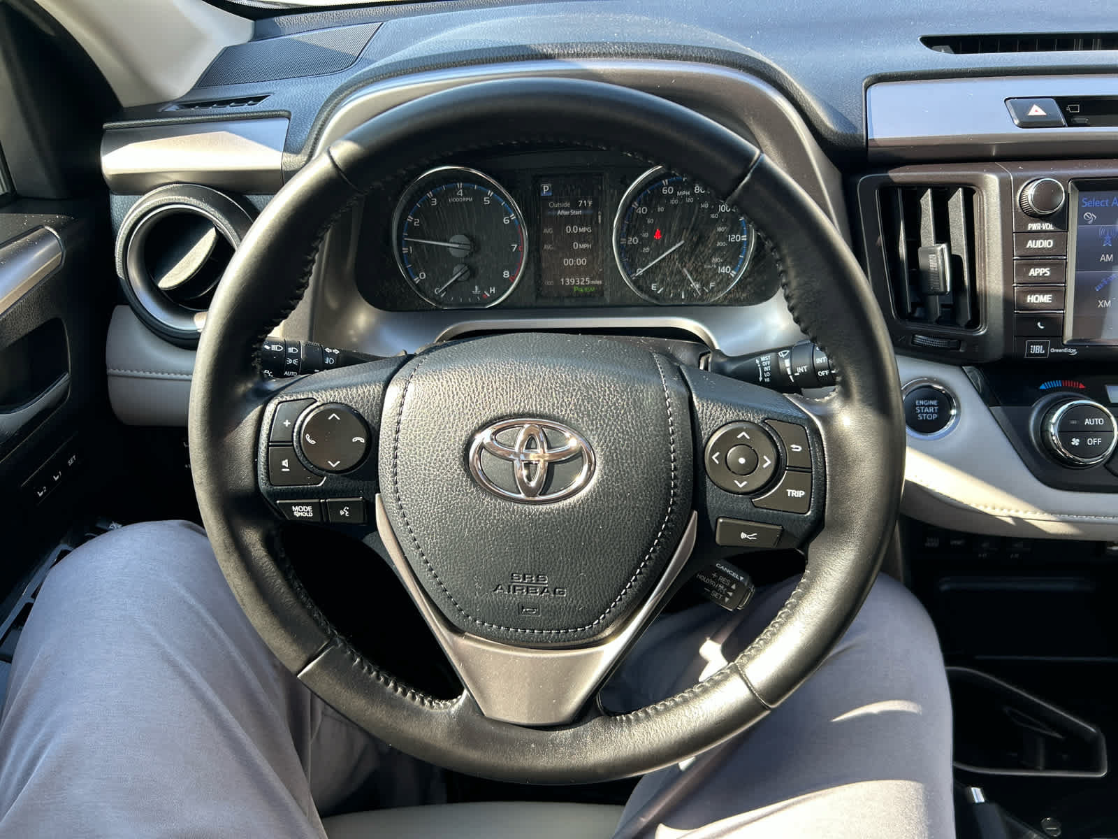 Used 2017 Toyota RAV4 Limited w/ Advanced Technology Package AWD/4WD image 16