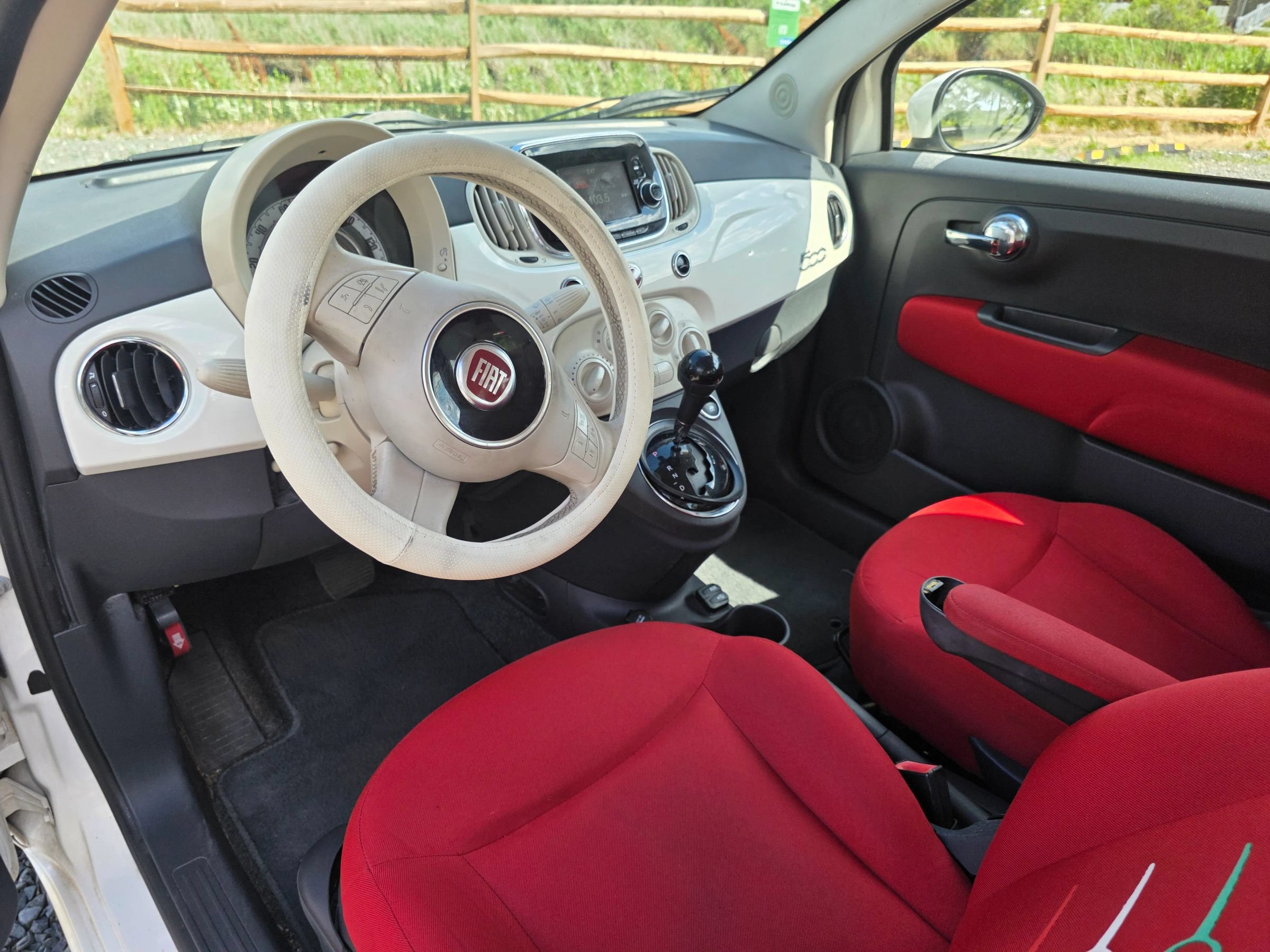 Used 2016 FIAT 500 Pop FWD image 10
