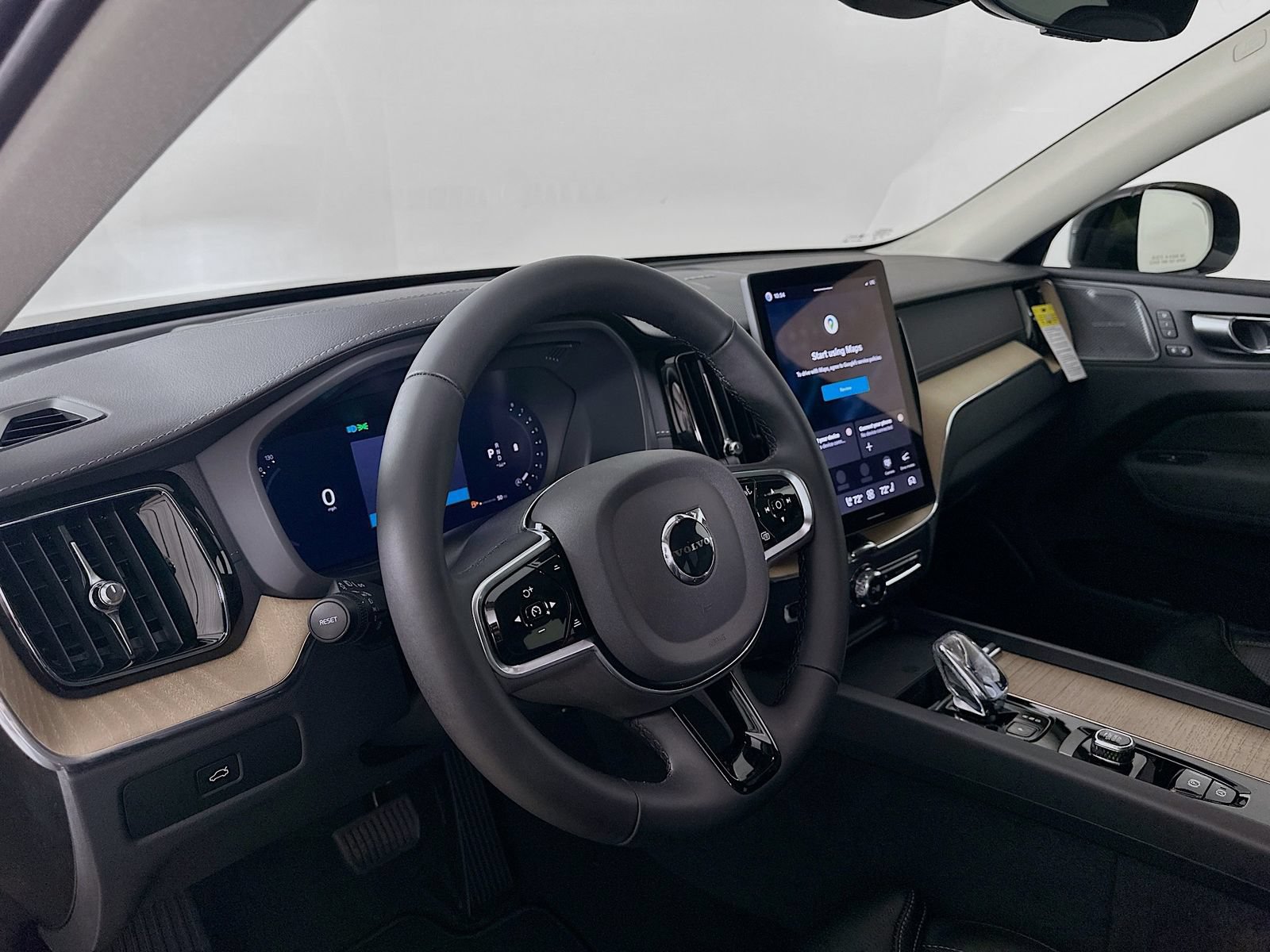 New 2026 Volvo XC60 B5 Ultra w/ Protection Package Premier AWD/4WD image 33