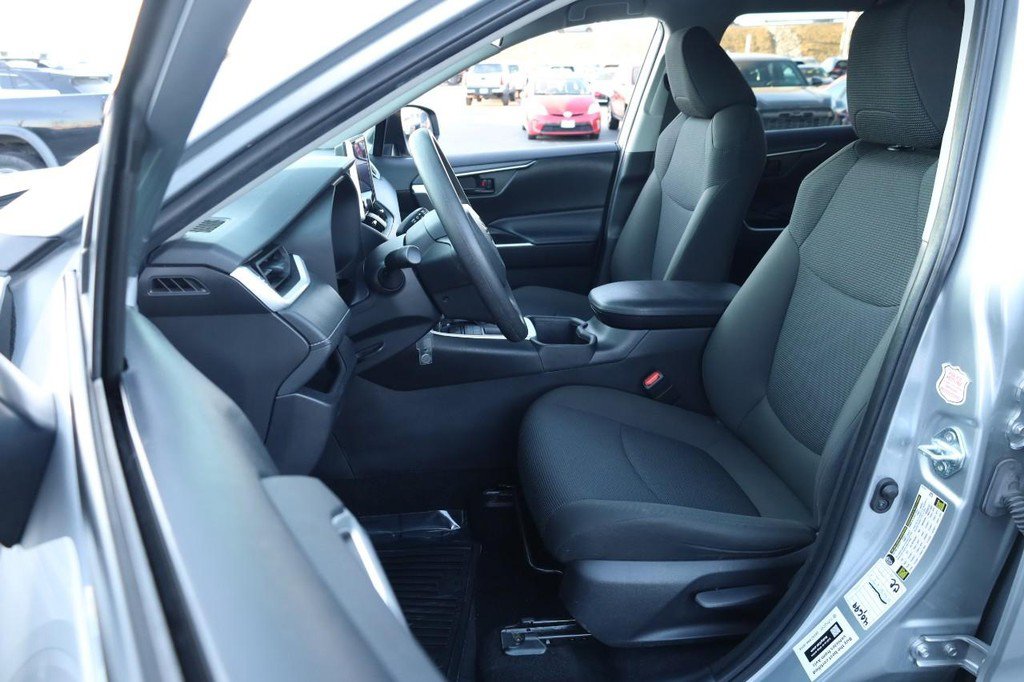 Certified 2024 Toyota RAV4 LE image 8