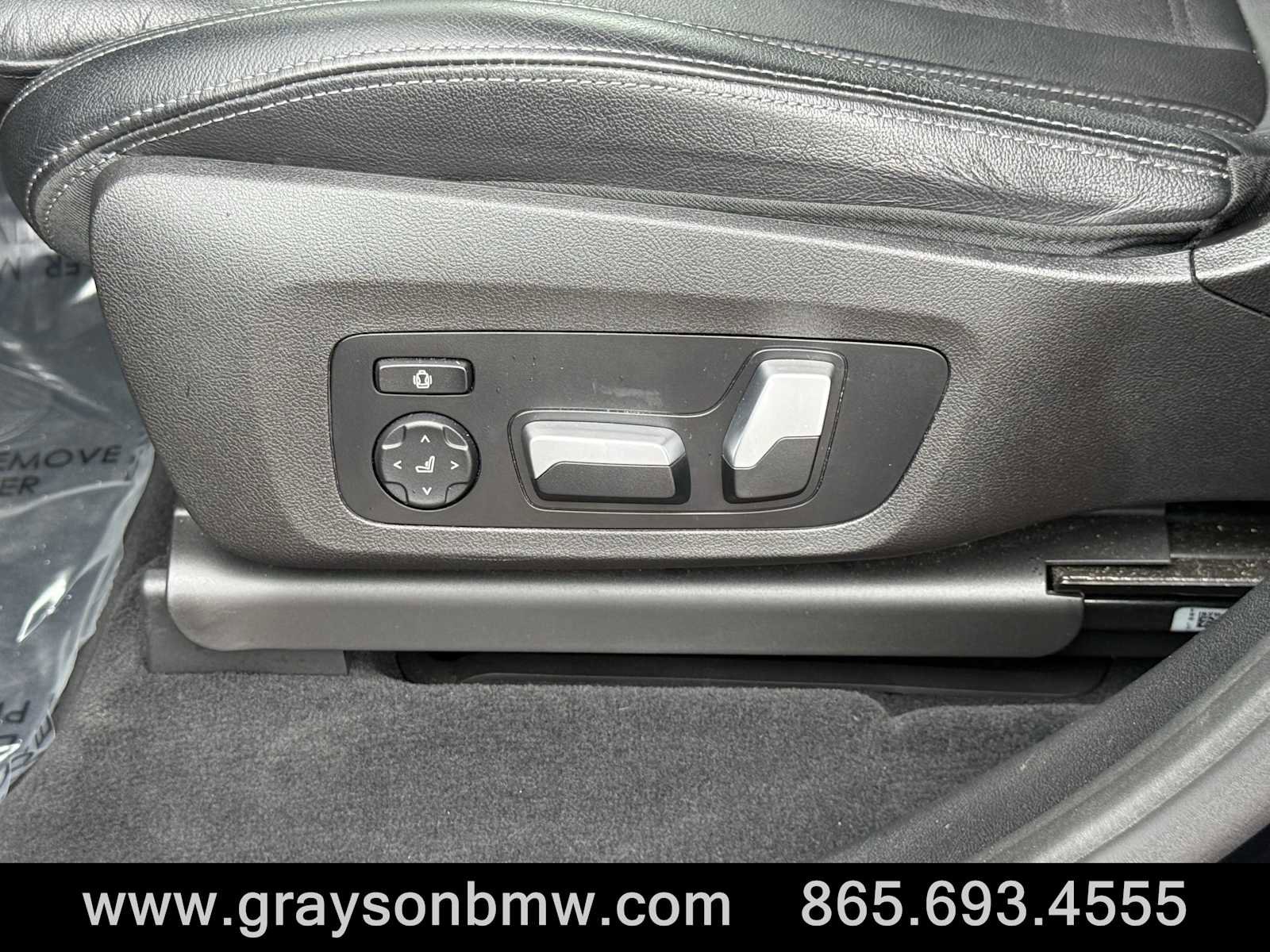 Used 2022 BMW X3 M w/ Executive Package image 11