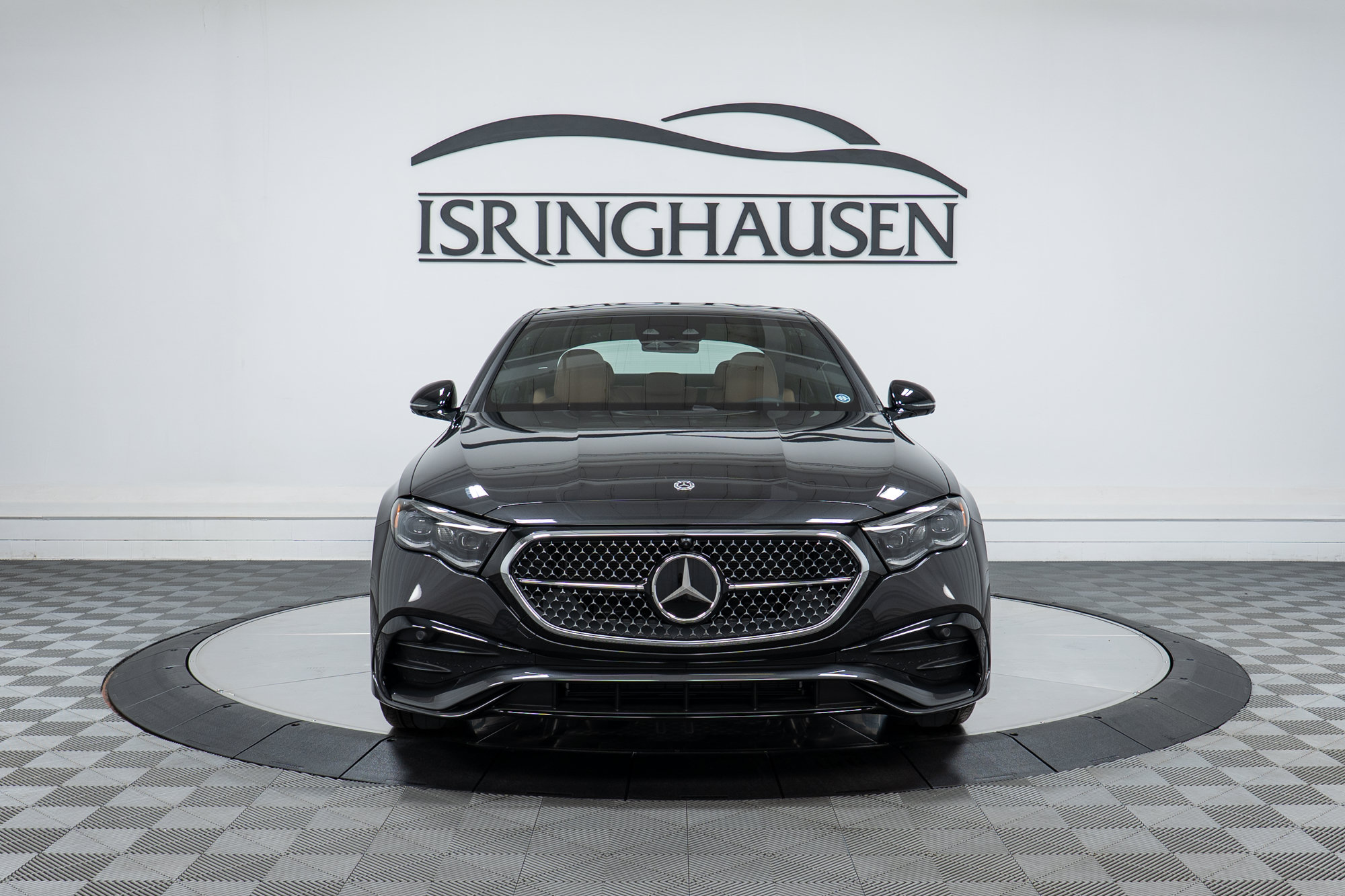 New 2026 Mercedes-Benz E 450 4MATIC Sedan image 2