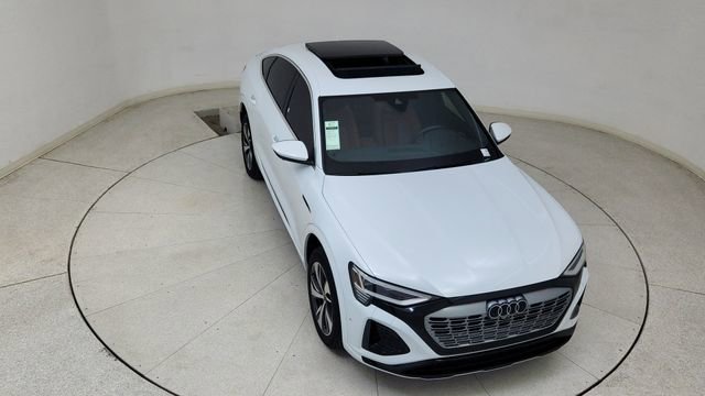 Used 2024 Audi Q8 e-tron Premium Plus w/ Premium Plus Package image 76