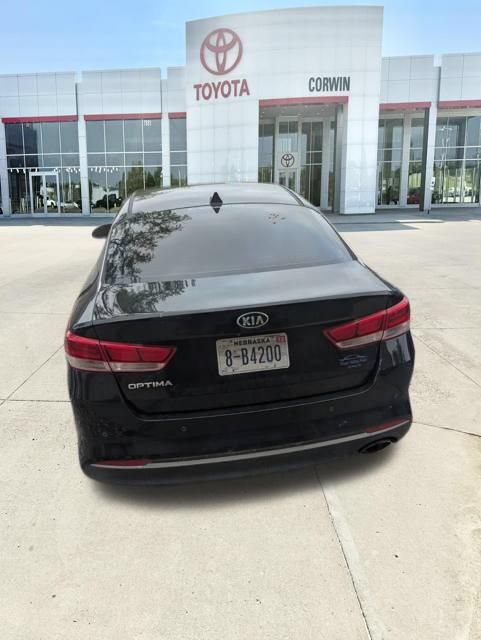 Used 2018 Kia Optima LX w/ 17" Alloy Wheels Package FWD image 51