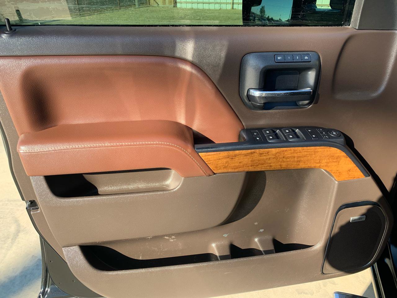 Used 2015 Chevrolet Silverado 3500 High Country w/ Duramax Plus Package AWD/4WD image 28