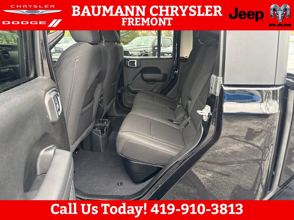 Used 2022 Jeep Gladiator Sport AWD/4WD image 33