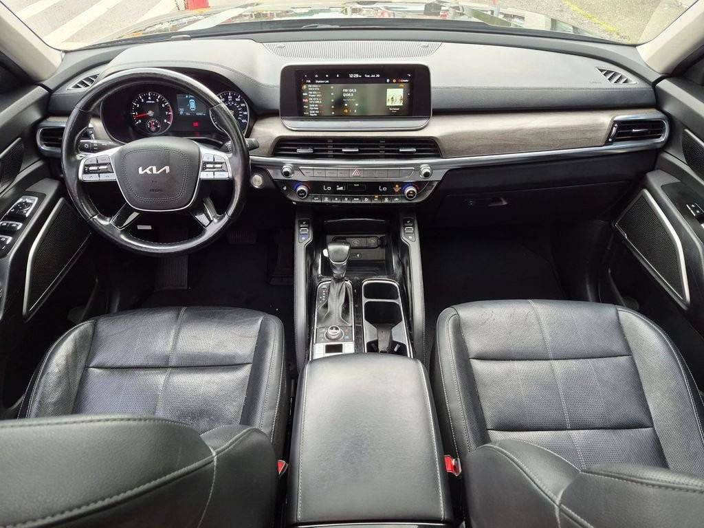 Certified 2022 Kia Telluride EX w/ EX Premium Package AWD/4WD image 24