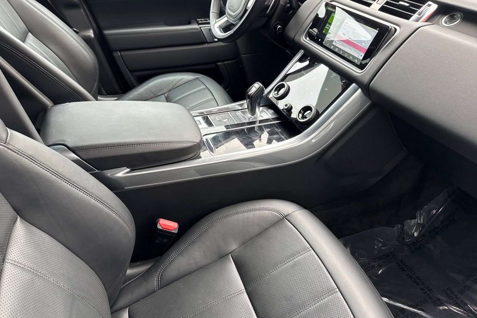 Used 2021 Land Rover Range Rover Sport HSE Silver Edition image 17