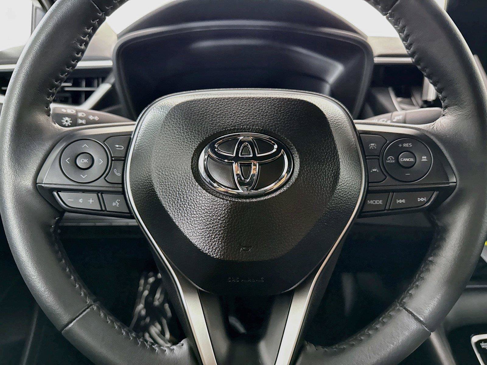 Certified 2026 Toyota Corolla SE w/ SE Package FWD image 15