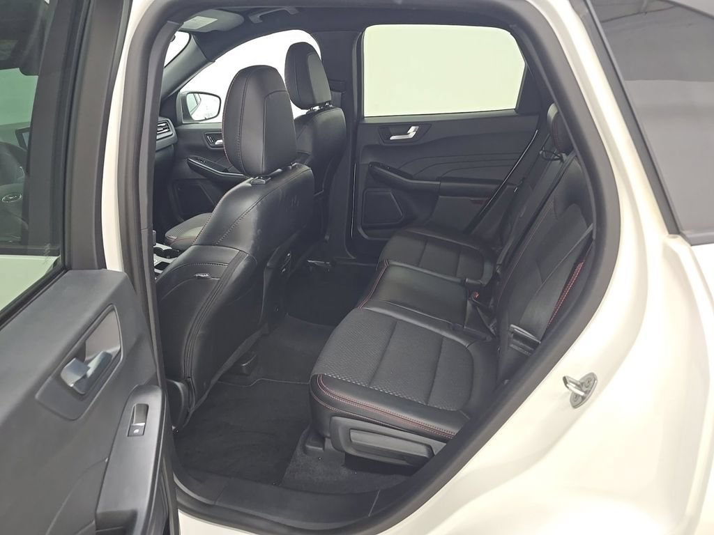 Used 2023 Ford Escape ST-Line w/ Tech Pack #1 FWD image 6
