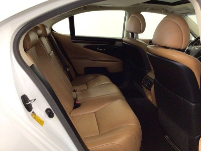 Used 2013 Lexus LS 460 w/ Comfort Pkg RWD image 14
