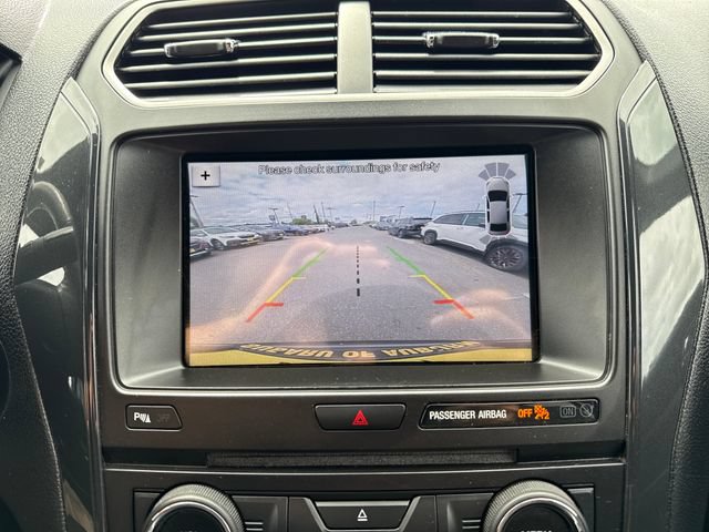 Used 2018 Ford Explorer XLT w/ Equipment Group 202A FWD image 25