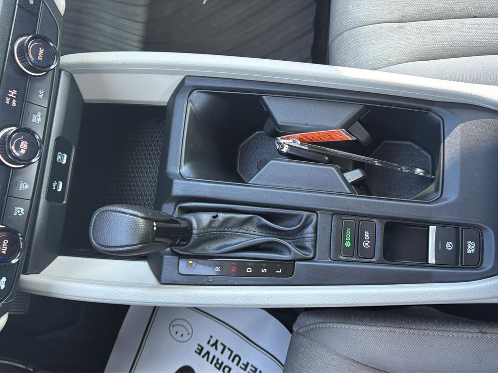 Used 2025 Honda Accord SE image 27