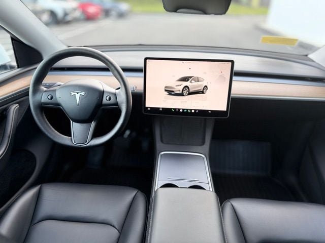Used 2023 Tesla Model Y Long Range AWD/4WD image 25