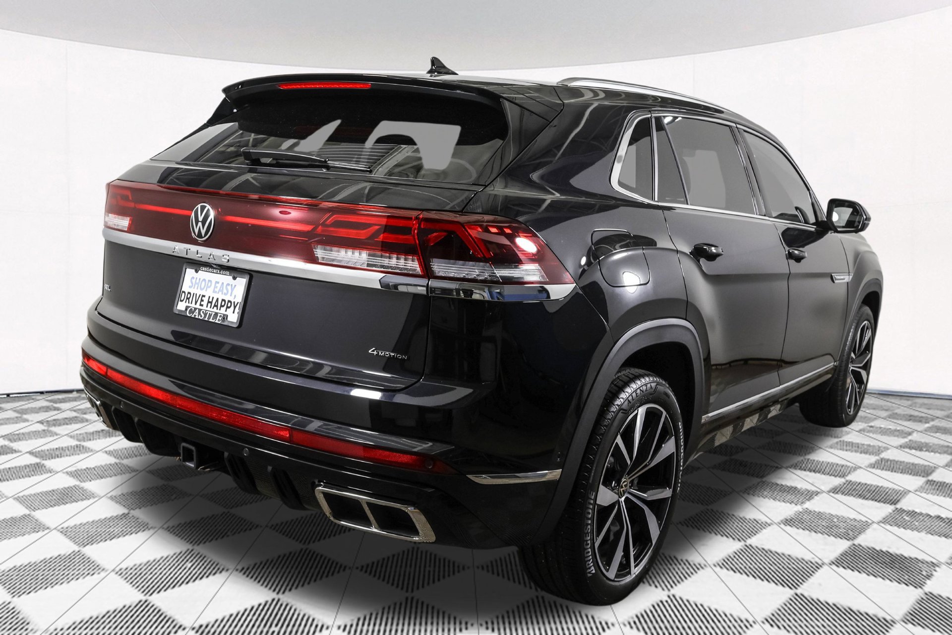Used 2026 Volkswagen Atlas Cross Sport SEL Premium R-Line AWD/4WD image 14
