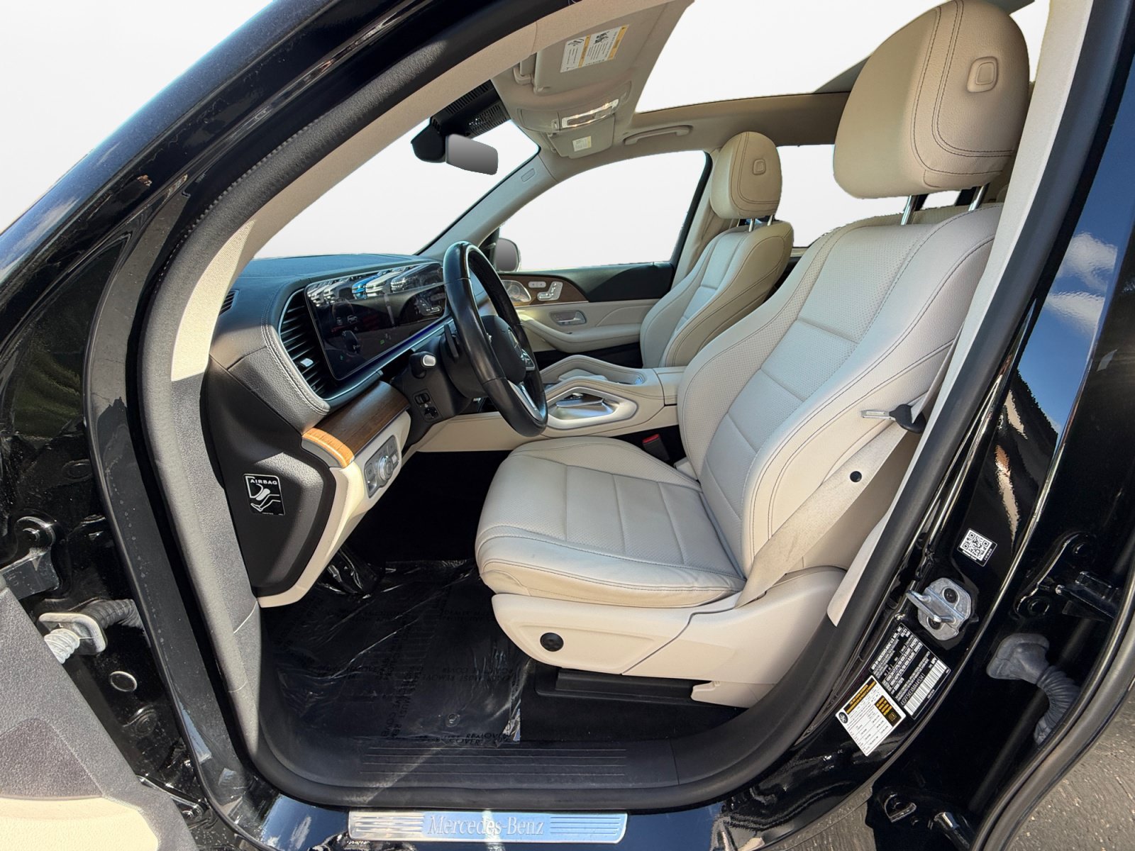 Used 2021 Mercedes-Benz GLS 450 4MATIC image 10