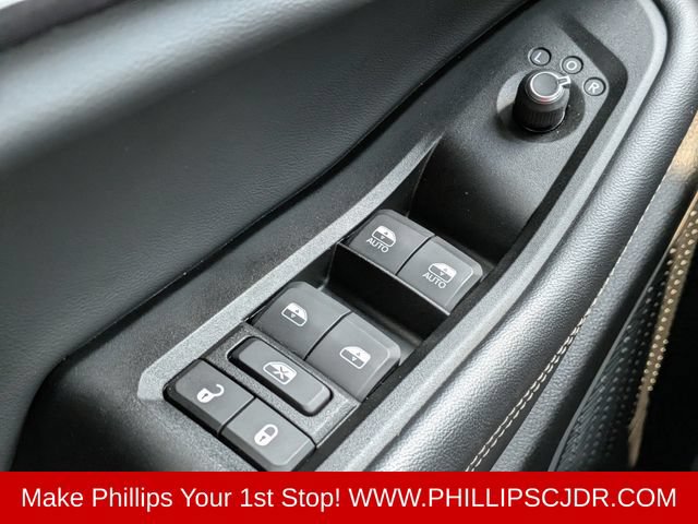 Certified 2021 Jeep Grand Cherokee L Laredo AWD/4WD image 22