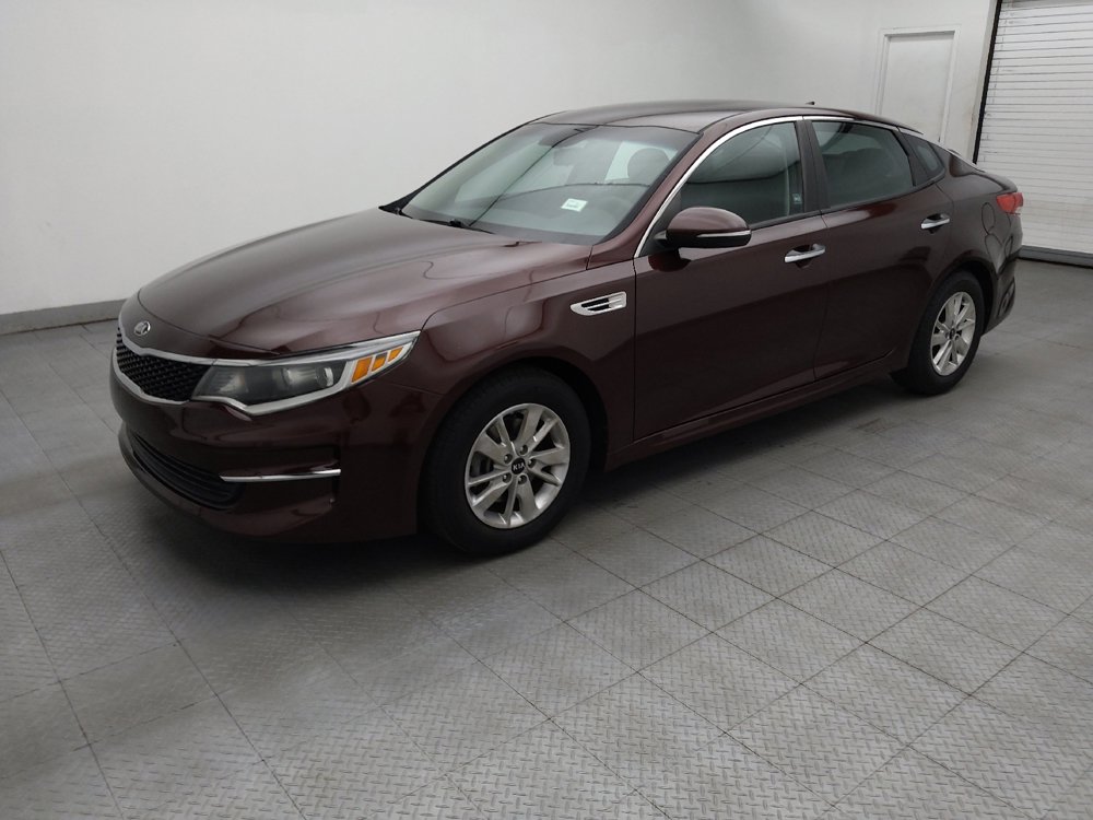 Used 2018 Kia Optima LX FWD image 2