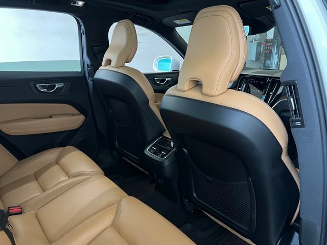 Used 2021 Volvo XC60 T5 Inscription w/ Advanced Package AWD/4WD image 43