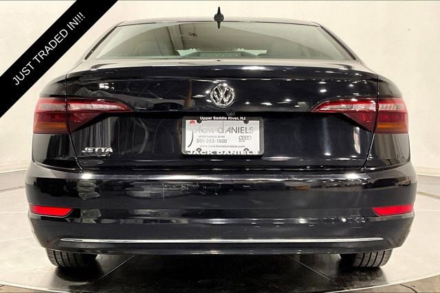 Used 2019 Volkswagen Jetta SEL image 4
