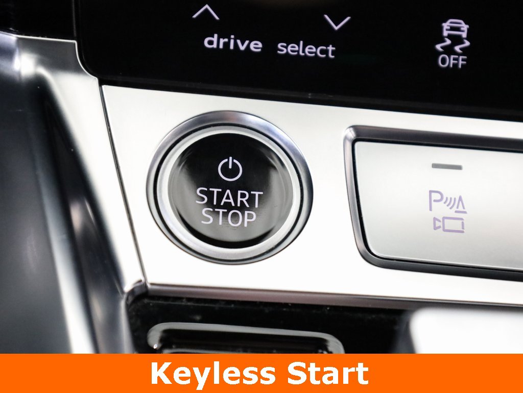 Used 2023 Audi e-tron Premium Plus w/ Premium Plus Package image 18