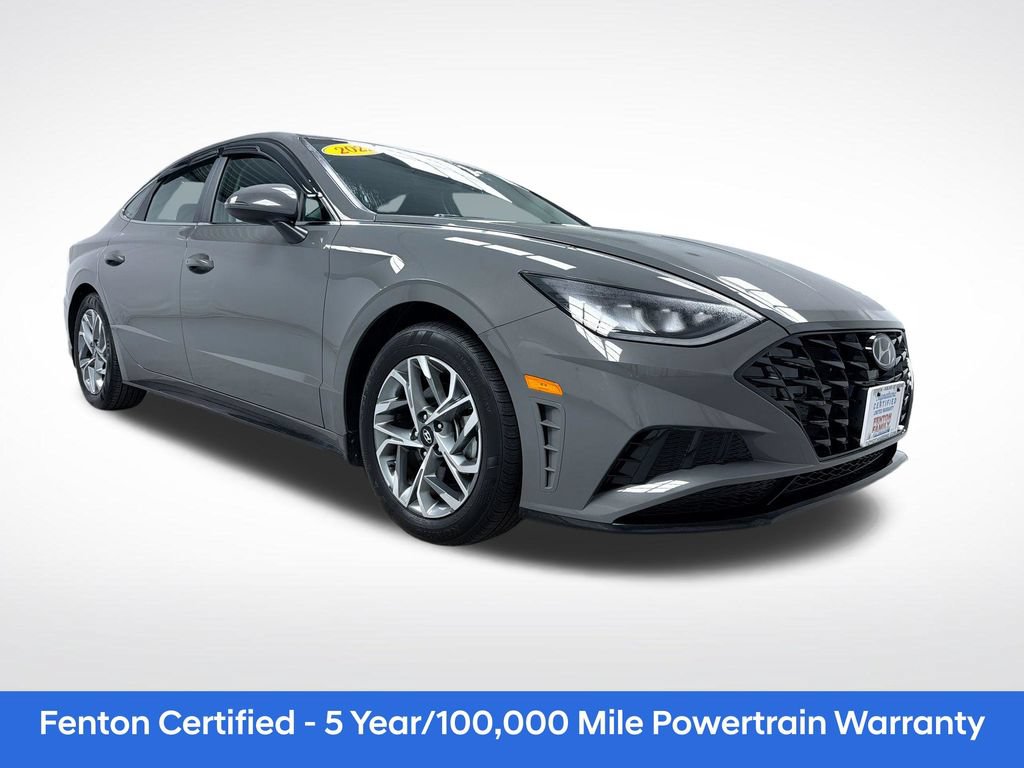 Used 2022 Hyundai Sonata SEL w/ Winter Weather Package FWD image 1