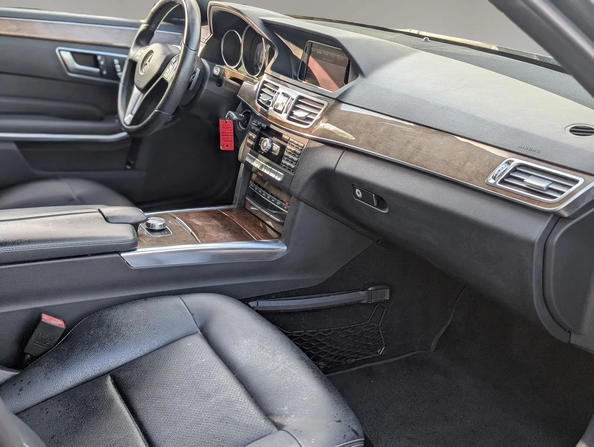 Used 2014 Mercedes-Benz E 350 Sedan image 23
