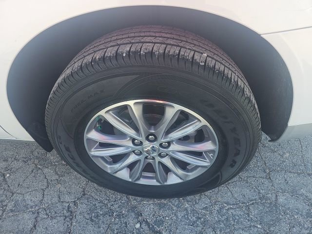 Used 2023 Buick Enclave Essence w/ LPO, Floor Liner Package image 31