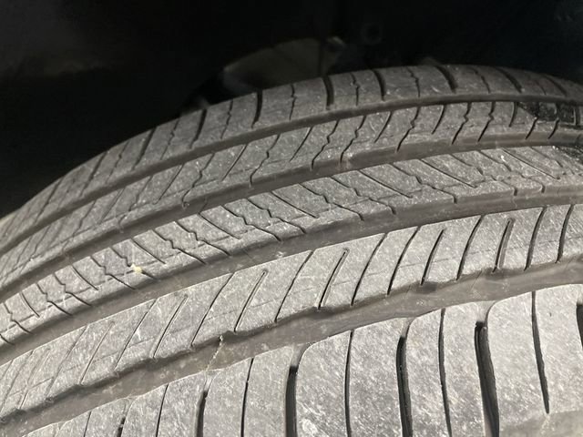 Used 2023 Genesis GV70 2.5T Advanced w/ Advanced Package image 40