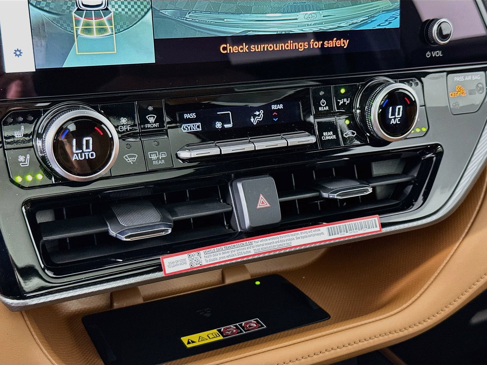 New 2026 Toyota Highlander Platinum AWD/4WD image 16