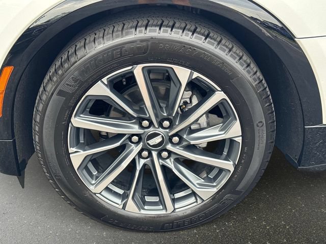 New 2025 Cadillac Lyriq Sport w/ LPO, Floor Liner Package AWD/4WD image 9