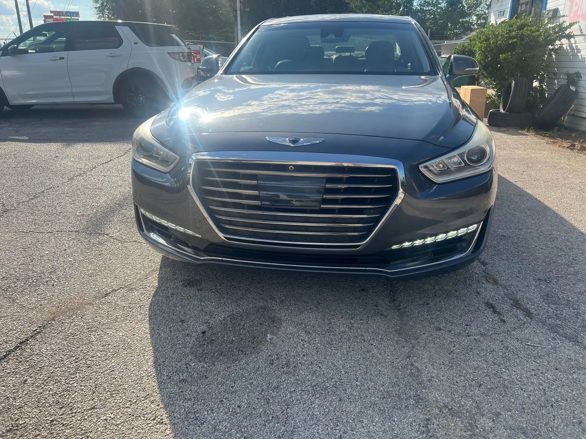 Used 2017 Genesis G90 5.0 Ultimate image 3