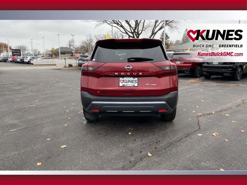 Used 2023 Nissan Rogue SL w/ SL Premium Package image 8